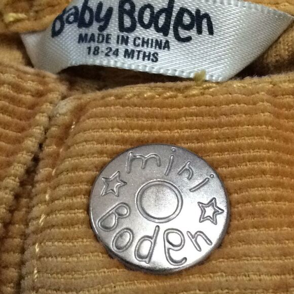 Baby Boden corduroys w/bows 4 fall Stretch waist. - Picture 6 of 6